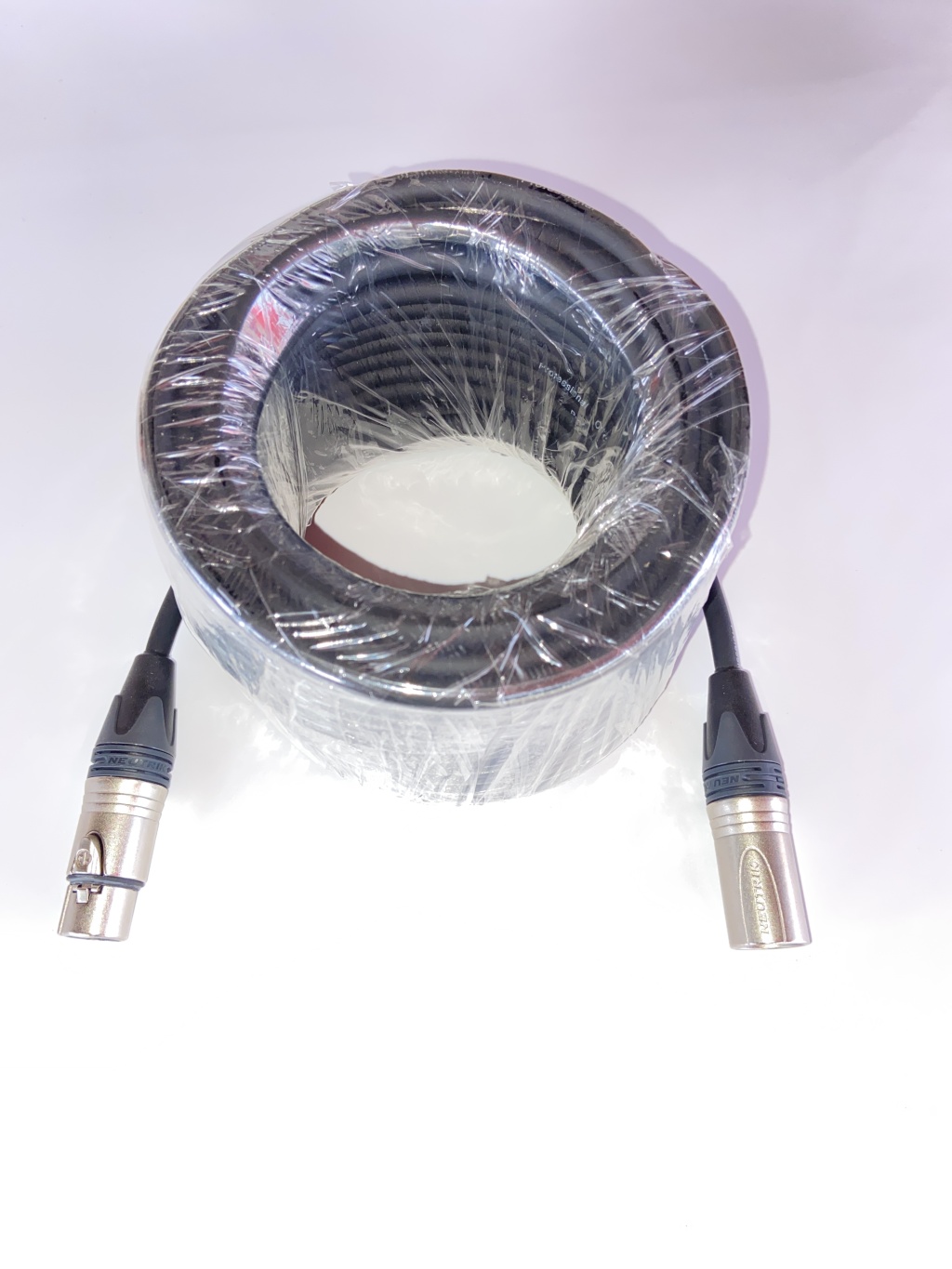 YES-MC002NE-15.2m Кабель микрофонный с разъёмами Neutrik, 15м, YES