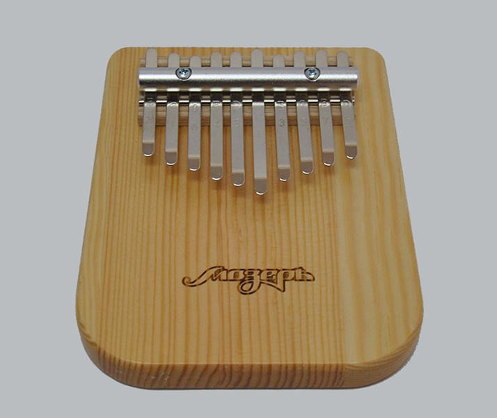 KMKm-1 Ducat Калимба, 10 язычков, массив сосны, трапеция/овал, Мозеръ