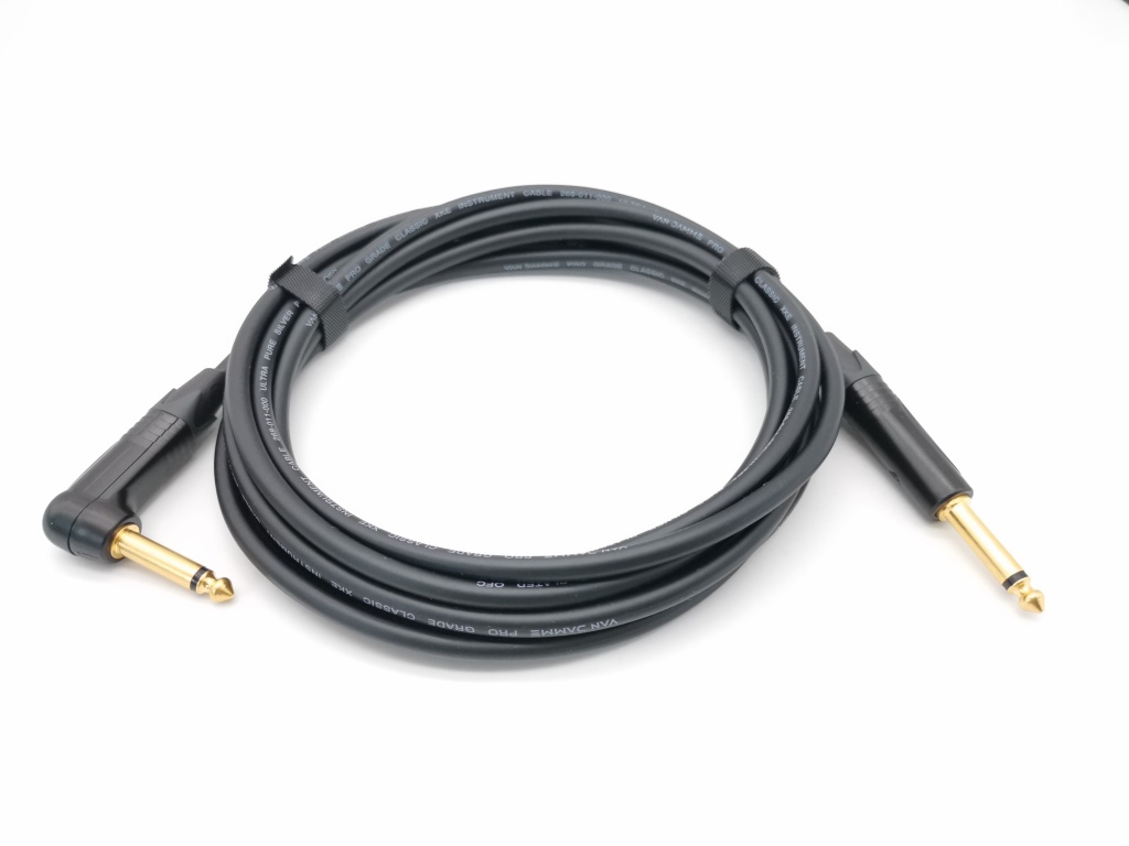 G61-JR-J-0400-0 Кабель инструментальный, прямой/угловой, 4м, ZZcable
