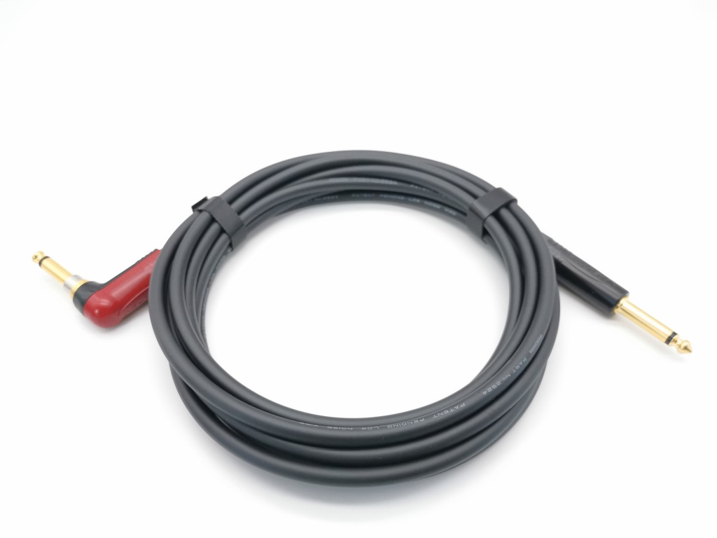 G66-JRS-J-0500-0 Кабель инструментальный, прямой/угловой Silent, 5м, ZZcable