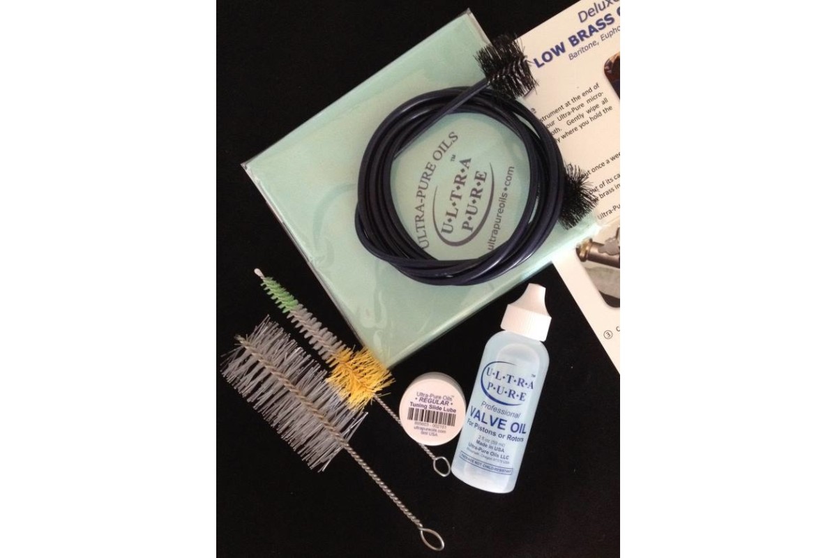 ULTRA-PURE Deluxe Low Brass Care Kit набор для ухода за духовыми медными инструментами