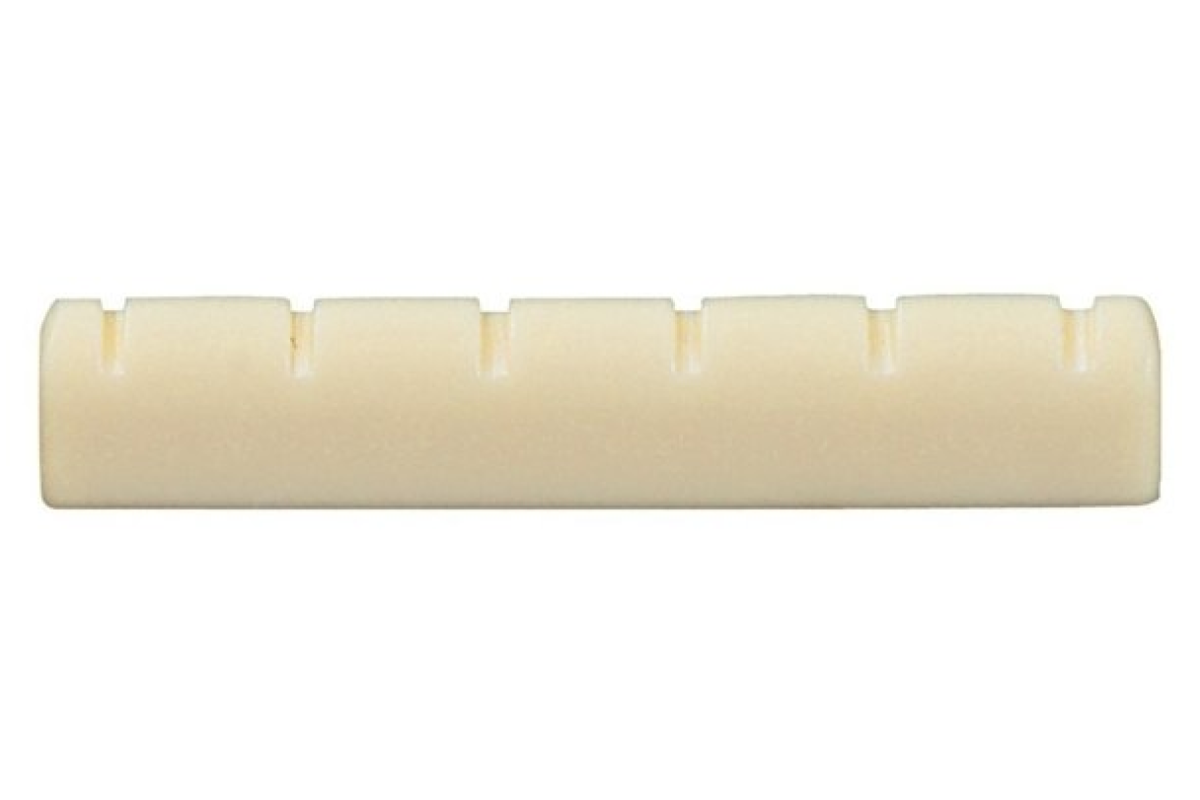 GEWA PLASTIC SADDLE FIRE&STONE CLASSICAL GUITAR NOTCHED 4/4 порожек для классической гитары 4/4