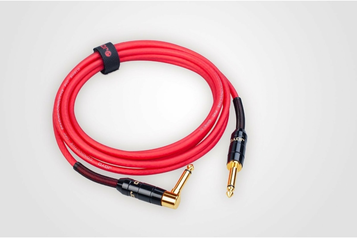 JOYO CM-22 red шнур инструментальный прямой джек - угловой джек, 6м