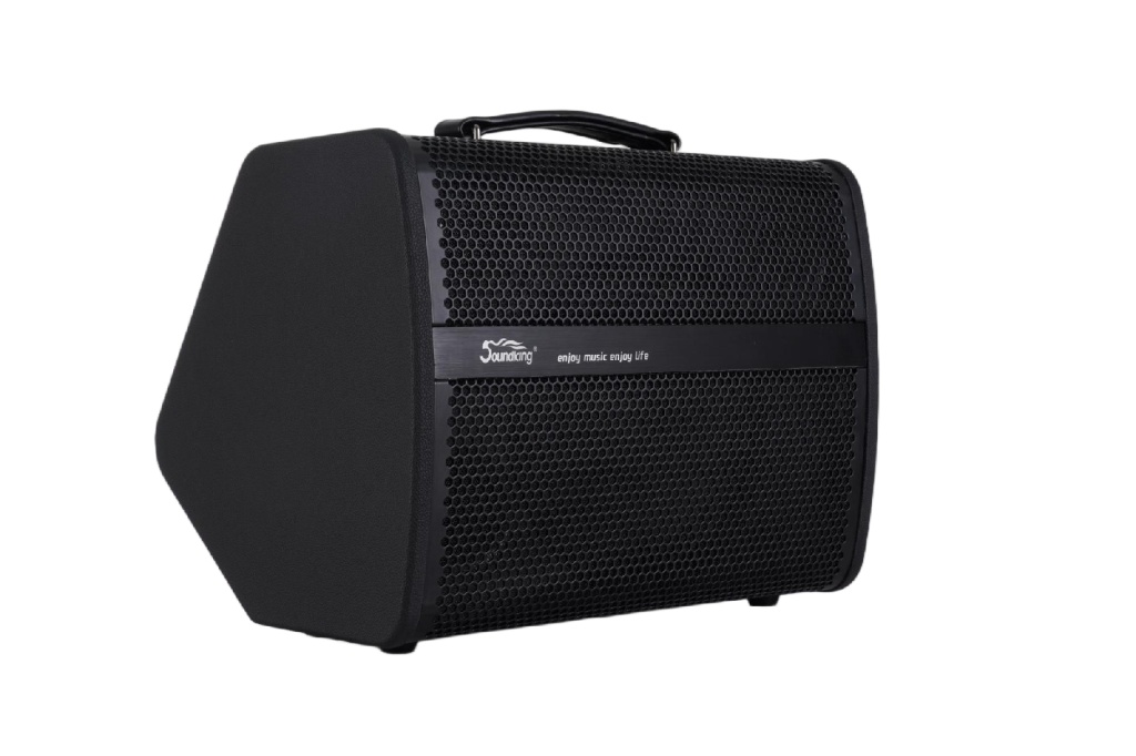 K240 Комбоусилитель гитарный, портативный, 240Вт, Soundking