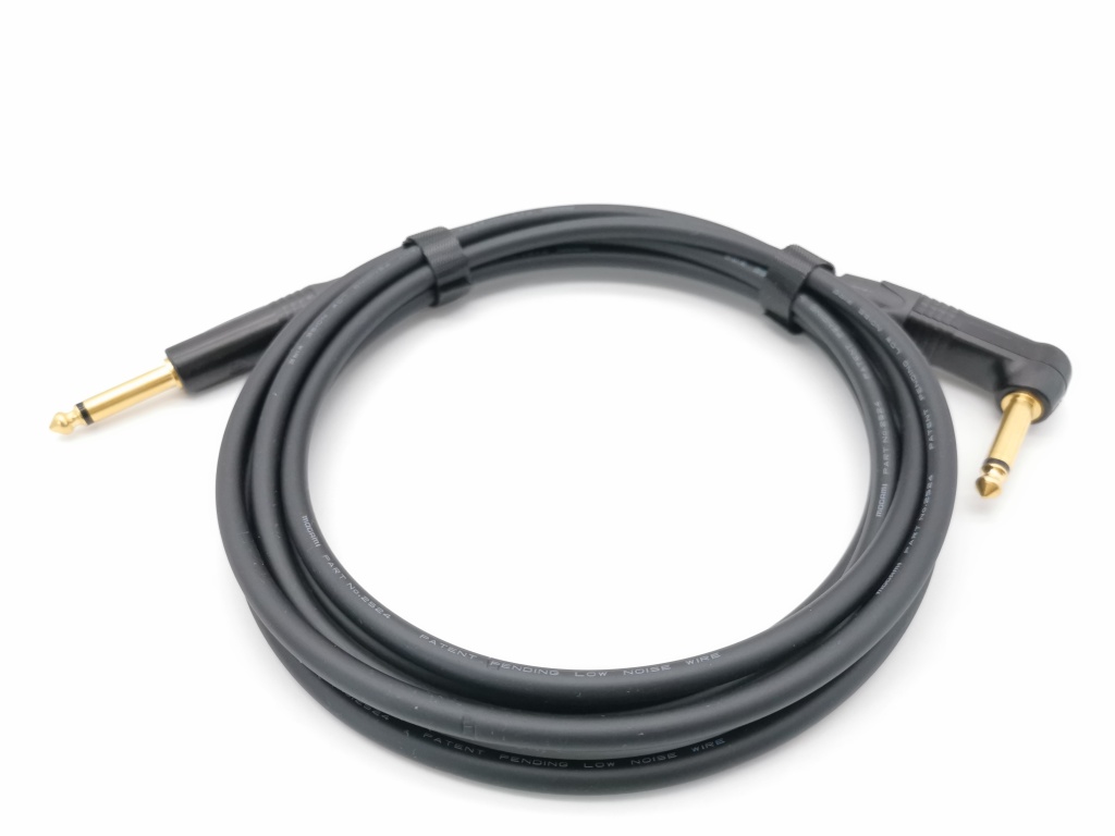 G62-JR-J-0400-0 Кабель инструментальный, прямой/угловой, 4м, ZZcable