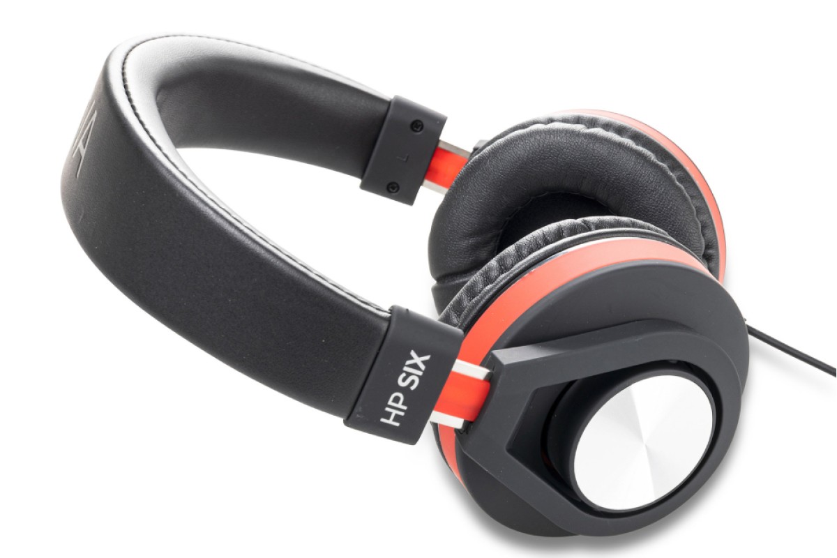 GEWA HP SIX BLACK-RED наушники закрытые GEWA HP SIX BLACK-RED наушники закрытые