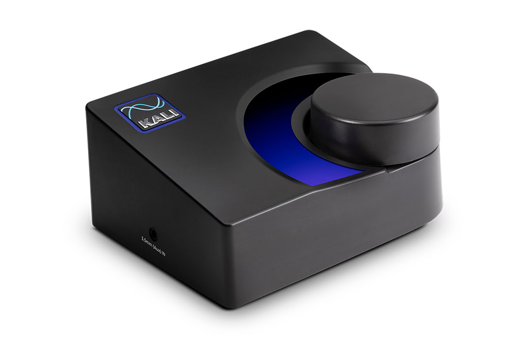 Мониторный контроллер Kali Audio [MV-BT] bluetooth приемник, входы: стерео Jack 3,5 мм, выходы: 2xXLR, 2xJack 6.3