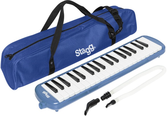 Пианика STAGG [MELOSTA37 BL] духовая, пластиковая, 37 клавиш, размеры 48х10,5х4 см, в комплекте мундштук, длинная трубка, мягкий кейс, цвет голубой